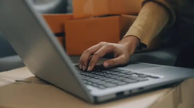 Funcionalidades do software na logística indispensáveis para e-commerces